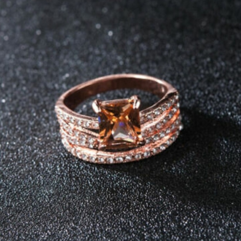 18k Rose Gold Morganite Ring - Picture 9 of 15
